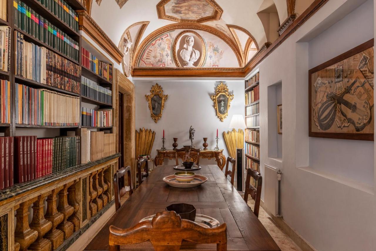 Pantheon Apartment - L'Angolo Nascosto Dei Quadri Roma Exterior foto